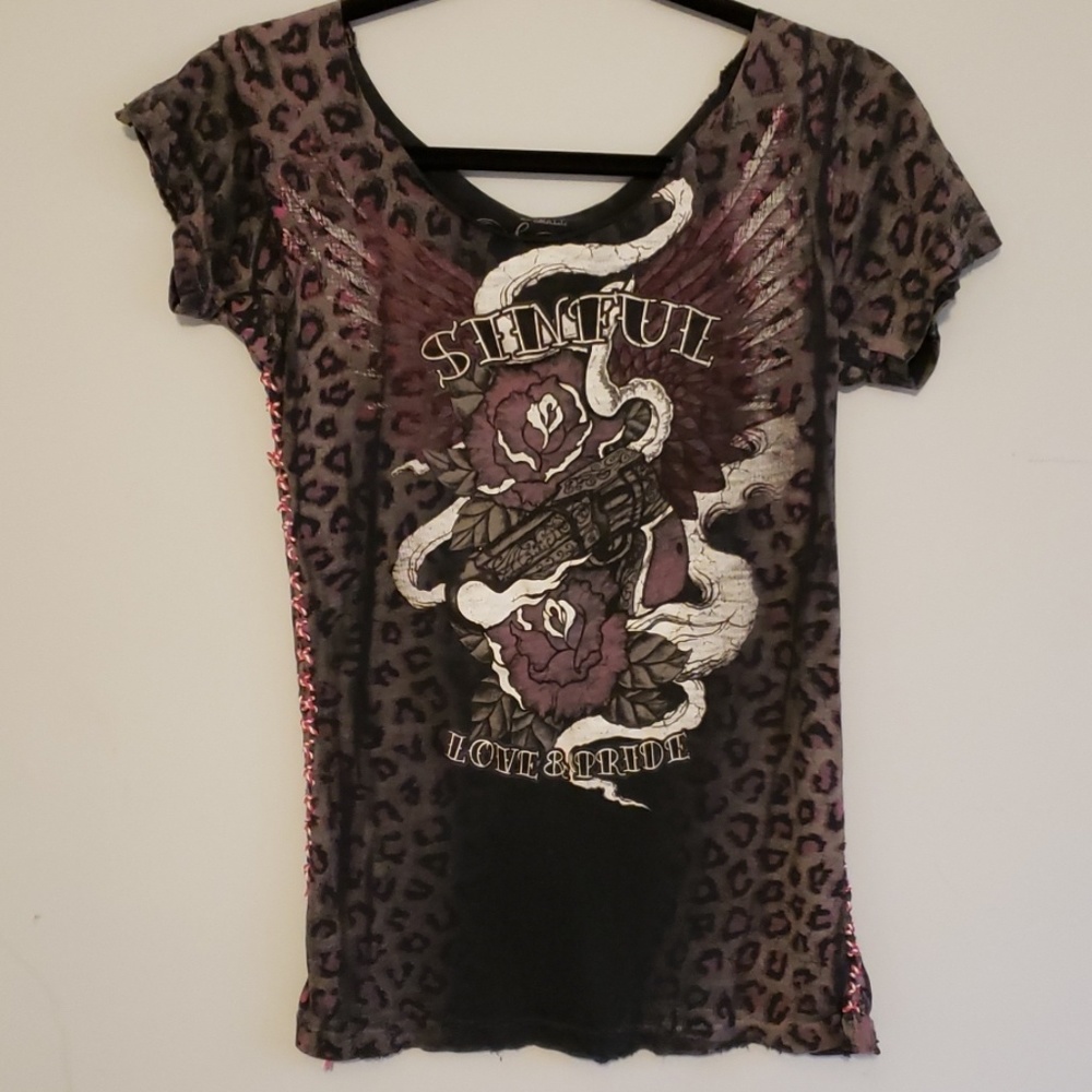 Woman shirt